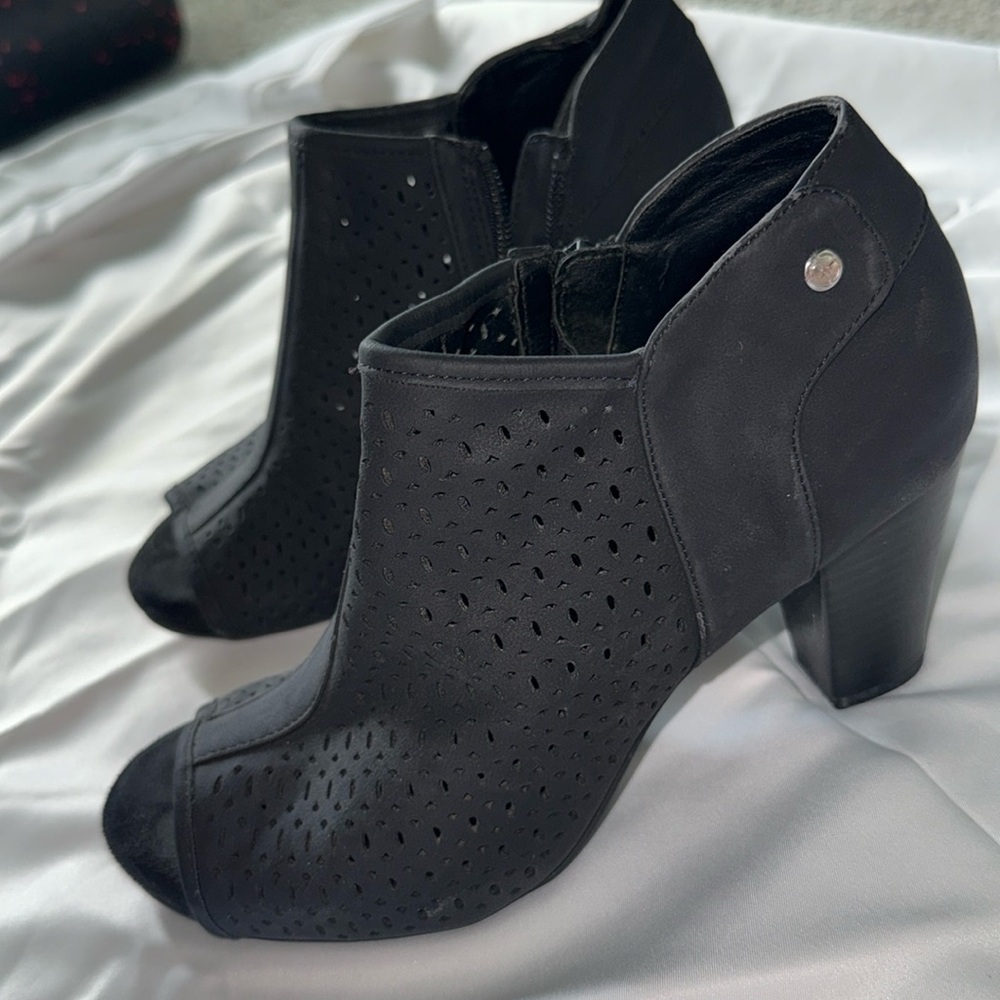 Gianni Bernini Booties